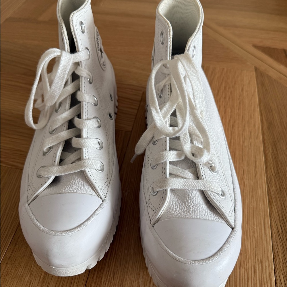 Converse All Star White Leather High-Tops rugged platform